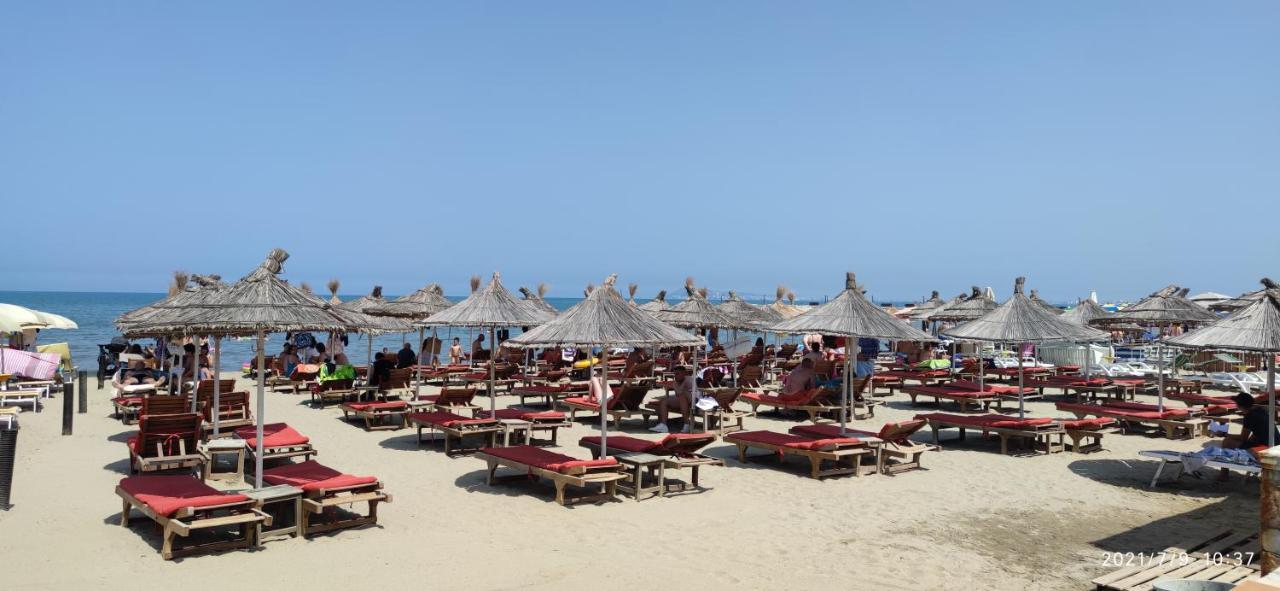 Luxury Beach Apartment In Qerret Golem  Eksteriør bilde