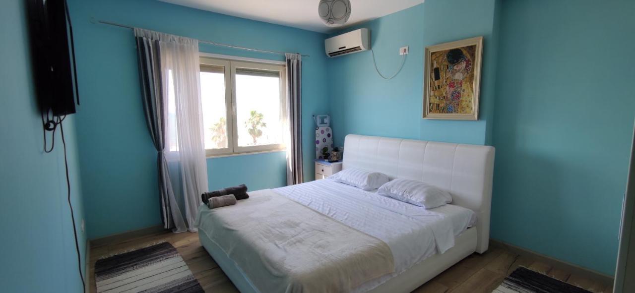 Luxury Beach Apartment In Qerret Golem  Eksteriør bilde